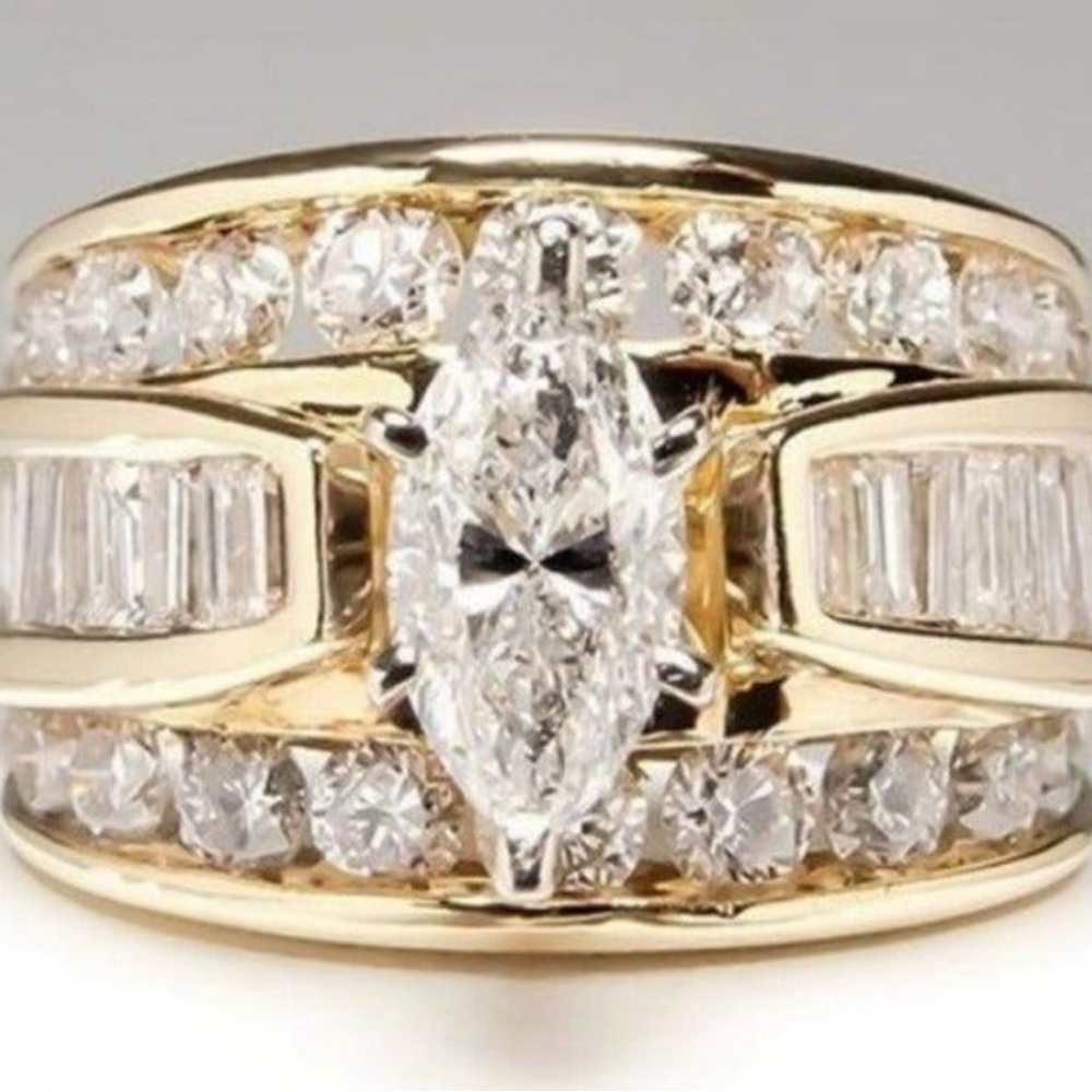 🔥GREAT PRICE Gold colored Marquise-Cut Diamond Fashion Ring Size 9 🔥BUY NOW🔥
